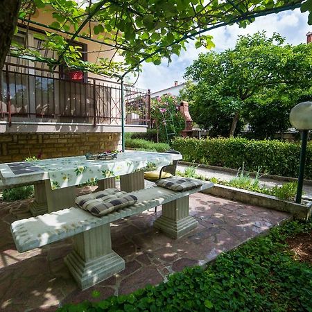 Apartments Marija Porec Exterior photo