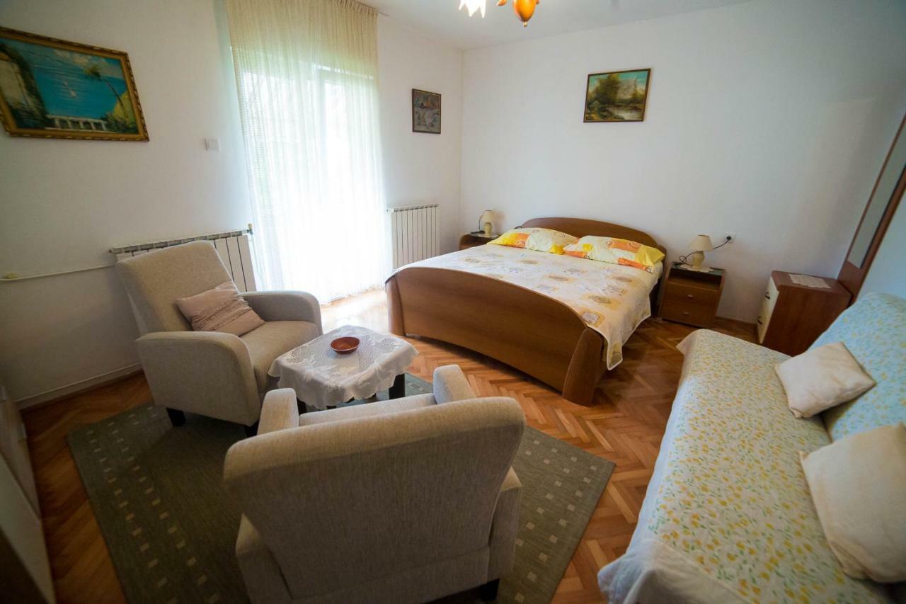 Apartments Marija Porec Exterior photo