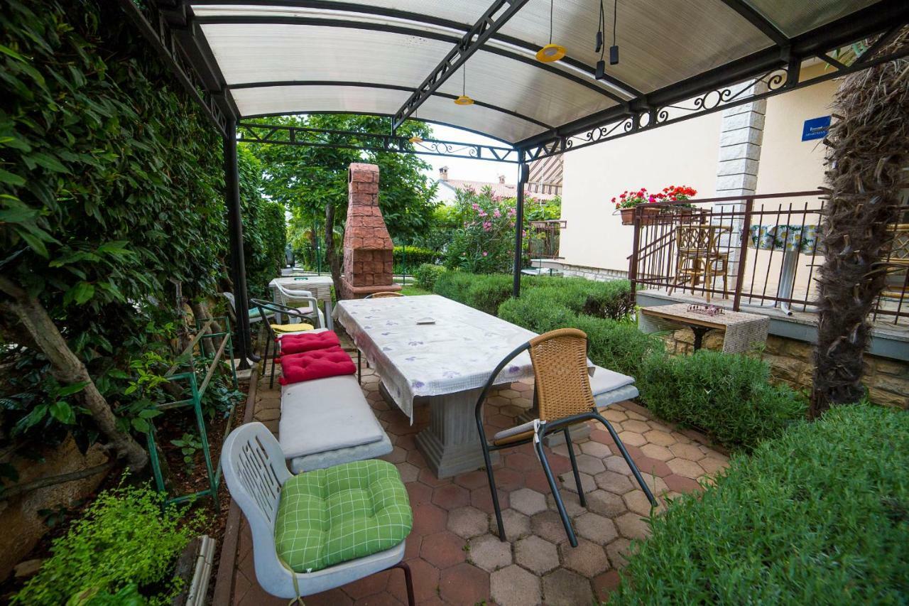 Apartments Marija Porec Exterior photo